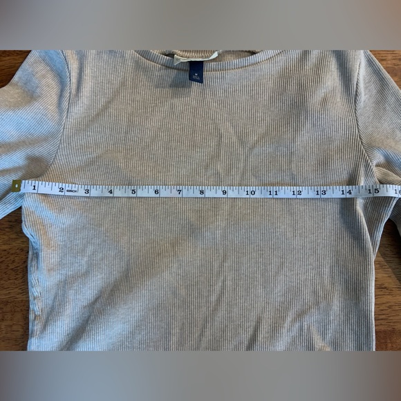 Universal Thread Beige Long Sleeve Ribbed Cropped Basic Top in Oatmeal Women’s M - Picture 9 of 10